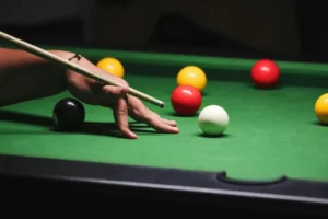 Bermain Billiard